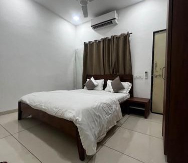 Daulatabad Apartment | Ivory Stays Private 2BHK with Balcony ideal for Family
