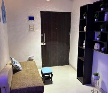 Jogeshwari West Apartment | Ivy Splendour Blu Private Studio, Oshiwara, Mumbai