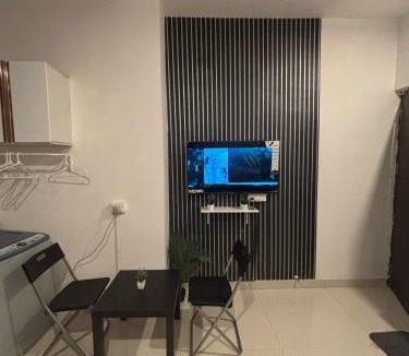 Jogeshwari West Apartment | Ivy Splendour Dice Private Studio, Oshiwara Mumbai