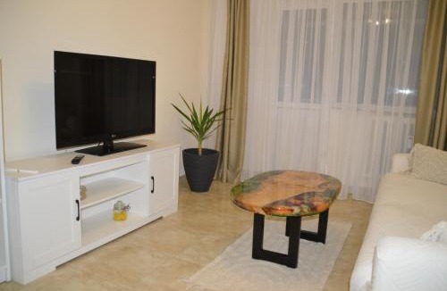 Craiova Apartment | Iza Suite