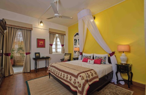 Ahmedabad City Centre Hotel | jüSTa Diwans Bungalow