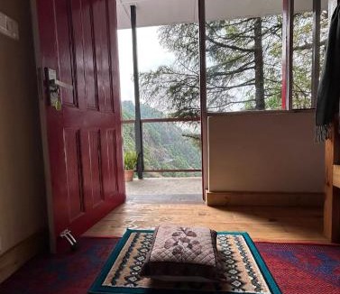 Landour Hostel | Jaberkhet Trekkers Lodge