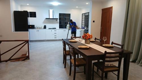 Mbeya House | Jacaranda Home