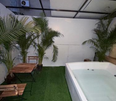 Thane West Villa | Jacuzzi Escape Retreat