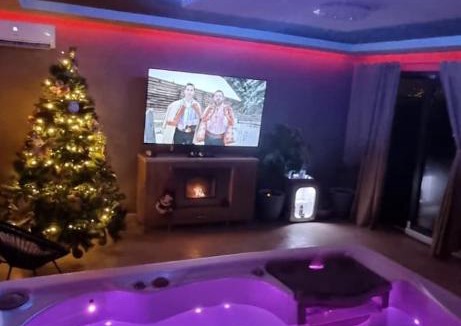 Oradea Apartment | Jacuzzi Home
