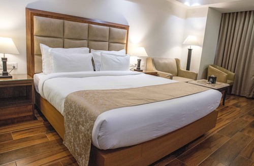 Ranchi Hotel | Jade Square