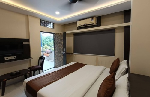 Indore Hotel | Jai Ambe Hotel
