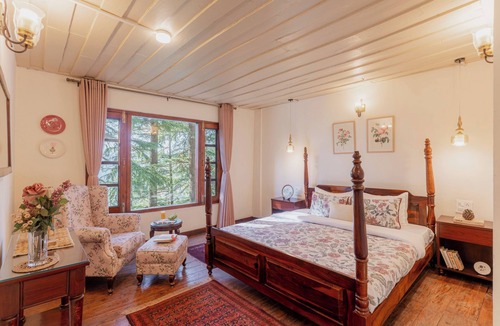 Chhota Shimla Bed & Breakfast | Jai Cottage, A five bedroom Bed & Breakfast in Shimla.