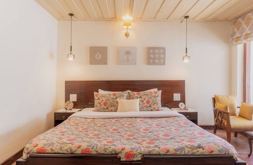 Chhota Shimla Bed & Breakfast | Jai Cottage, A five bedroom Bed & Breakfast in Shimla.