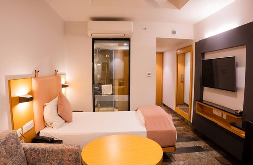 Maharana Pratap Nagar Hotel | Jain's Hotel Rajhans