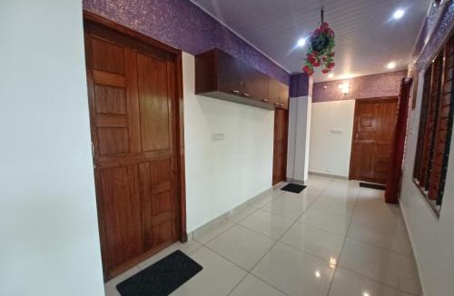 Quilon Hotel | JEENA MOTEL