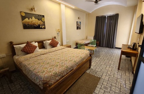 Jamwa Ramgarh Resort | JHAR ARRAVLI RESORT