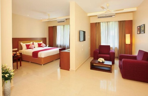 Kelakam Hotel | JK Residency Kelakam