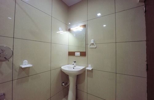 Vellore Hotel | JKINN
