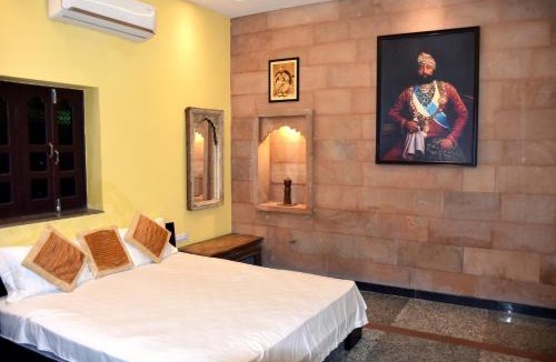 Gulab Sagar House | Jodhpur Palace Guest House