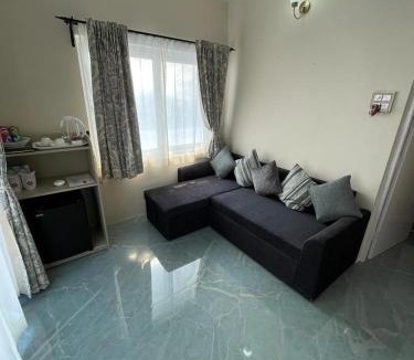 Bogmolo House | Joets Guesthouse