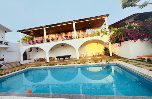 Ashvem Hotel | jr high sky hotel