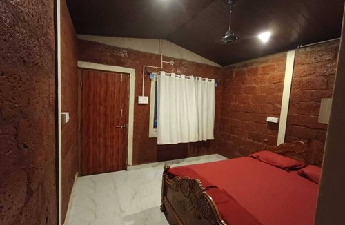 Honavar Hotel | JRN Island Beach Stay Resort