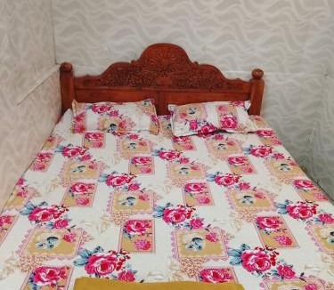 Vellore Hotel | JSM DELUXE LODGE ac