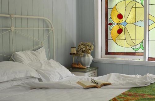 Ferny Creek House | Juniper & Rye cottage for two