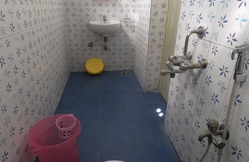 Nanganallur House | Just Guest House