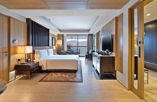 Mussoorie Hotel | JW Marriott Mussoorie Walnut Grove Resort & Spa