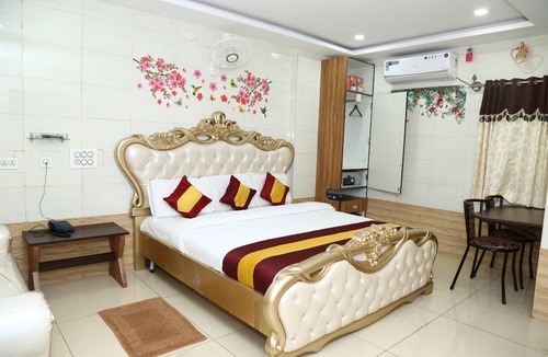 Gannavaram Hotel | K N Gupta Residency