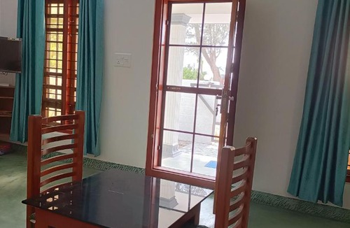 Alappuzha Bed & Breakfast | Kadalamma Beach Homestay