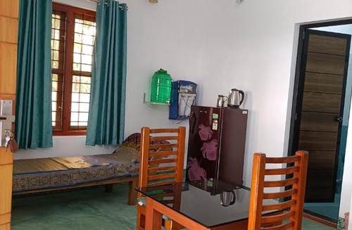 Alappuzha Bed & Breakfast | Kadalamma Beach Homestay