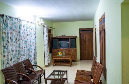 Pirmed Hotel | Kalpavanam Heritage Resort