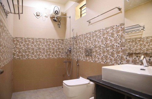 Palakkad Hotel | Kalyan Tourist Home