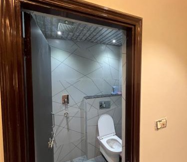 New Delhi House | Kamal residency