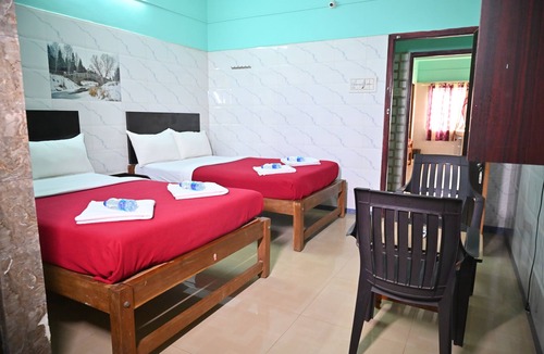 Murudeshwara Hotel | Kamath Residency