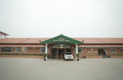 Gundlupet Hotel | Kamath Village Resortz