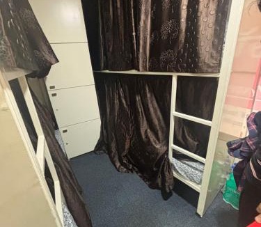 Vile Parle Hostel | Kapoor dormitory