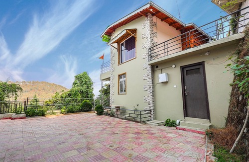 Shyamkhet Villa | Kasbah 3 BHK - Naini Greens Bonfire, Parking, Food, Cook