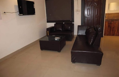 Mahmoorganj Apartment | Kashidhya K-507 Sigra two bedroom apt