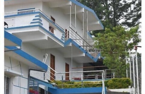 Ooty Cottage | Kathiresan's Diamond hill view cottage