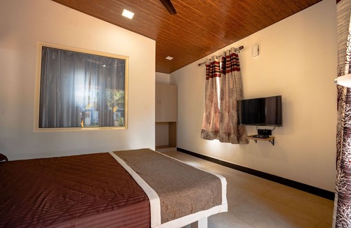 Shiroda Hotel | Kay's By The Sea