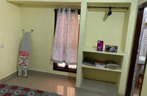 Kukatpalli Apartment | KesarHomes-HomeStay- FLT202-2nd Flr-2BHK-APT-AC-Lift-Kukatpally