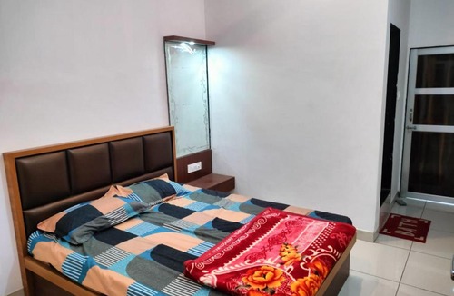 Shri Madhopur House | Keshav guest house