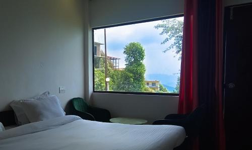 Kanatal Resort | King's Paradise Resort by RIHS