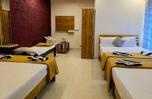 Supa Resort | Kingfisher Jungle Stay By TERASTAY
