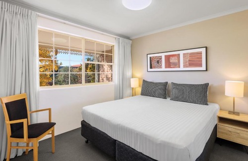 Manuka Apartment | Kingston Gardens Serviced Apartments