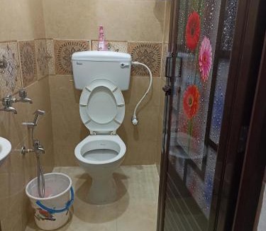 Kolkata House | Kiran Guest House