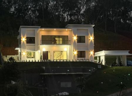 Kedavur Villa | KiwiOz Villa