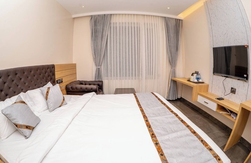 Dharmapuri Hotel | kkk Sivam Residency