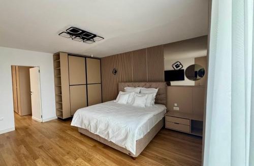 Voluntari House | Knight Rooms