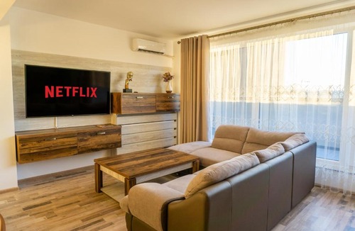 Tractorul Apartment | KOA - Sunset Penthouse