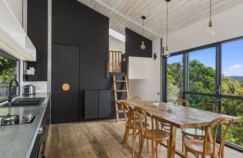 Palm Beach House | Kookaburra Lookout by Palm Beach Holiday Rentals